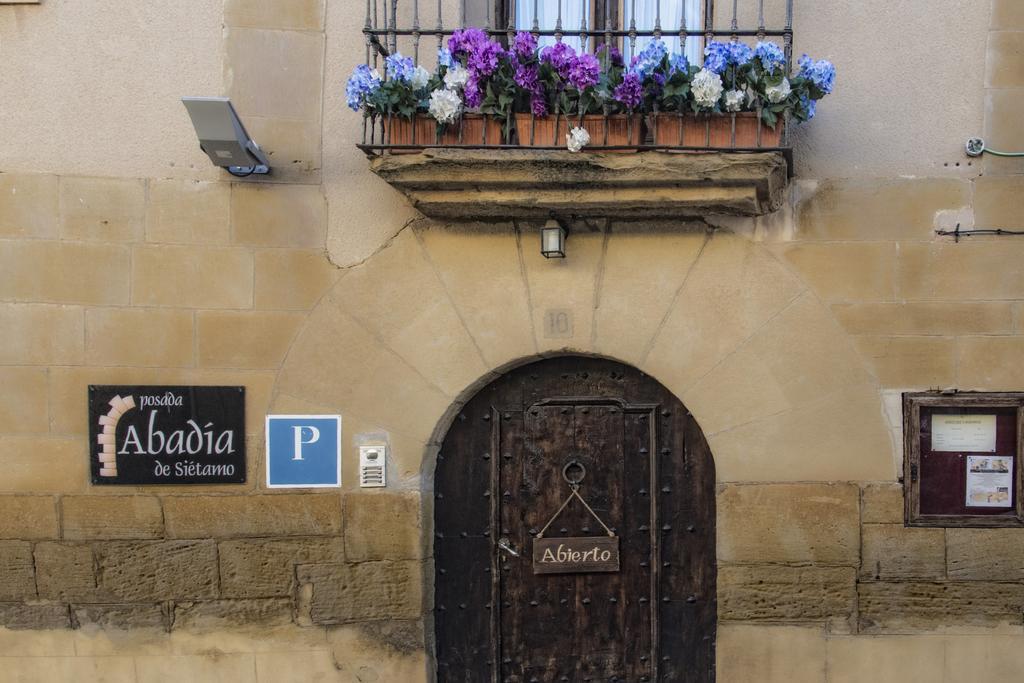 Posada Abadia De Siétamo Kültér fotó